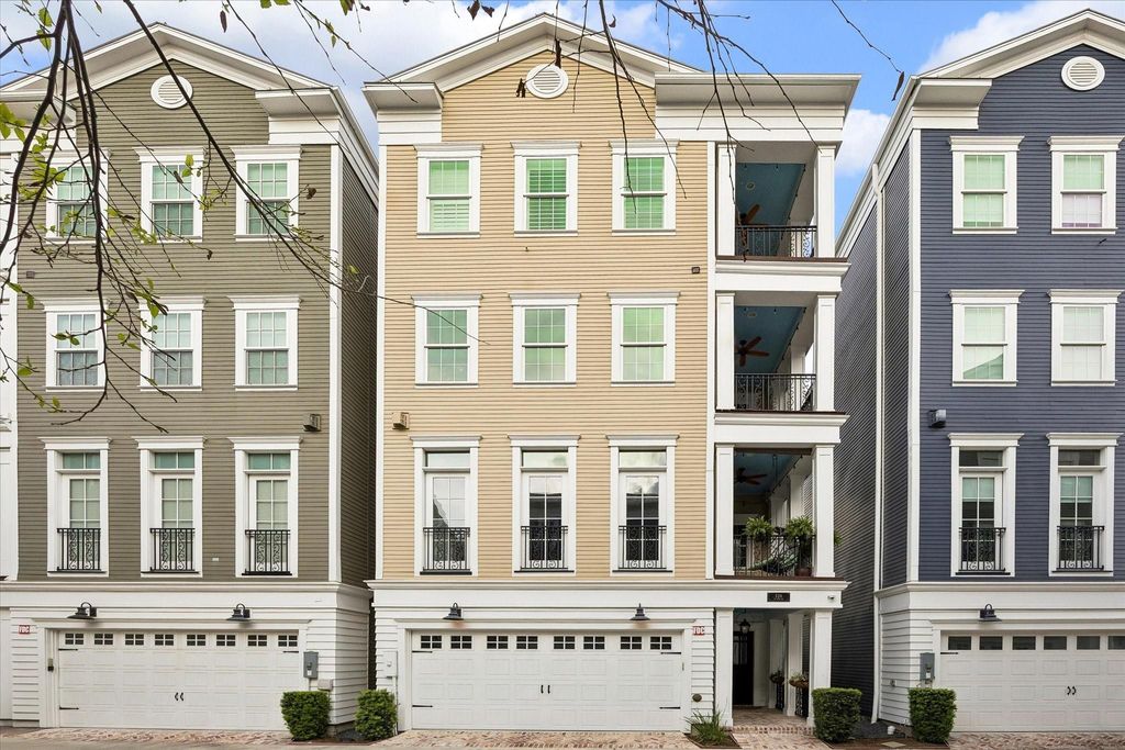 326 W 18th Street, Houston, TX 77008