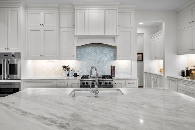 2104 Cades Spirit BND, Austin, TX 78738