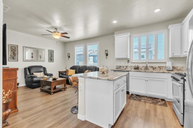 4310 Ocean Ln, Elk Grove, CA 95757