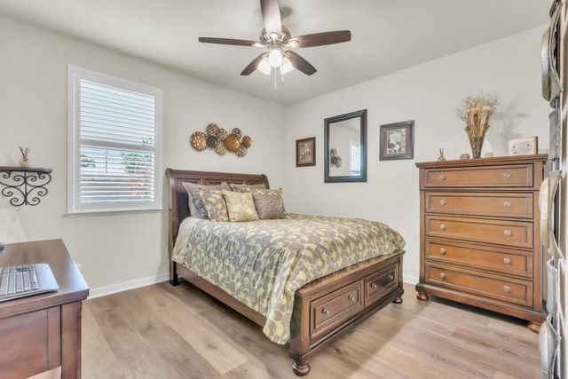 4310 Ocean Ln, Elk Grove, CA 95757