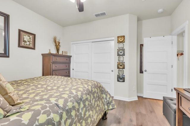 4310 Ocean Ln, Elk Grove, CA 95757