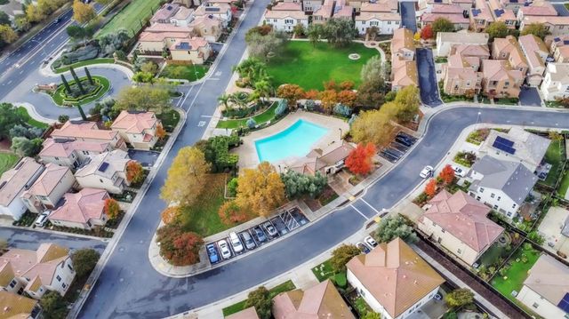 4310 Ocean Ln, Elk Grove, CA 95757