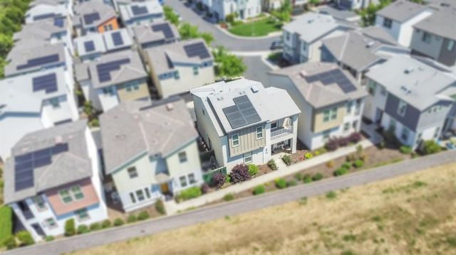 4310 Ocean Ln, Elk Grove, CA 95757