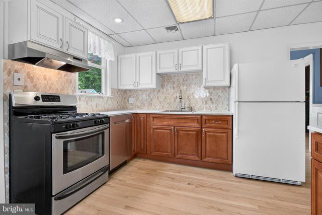 1015 WELLER AVE, Havertown, PA 19083