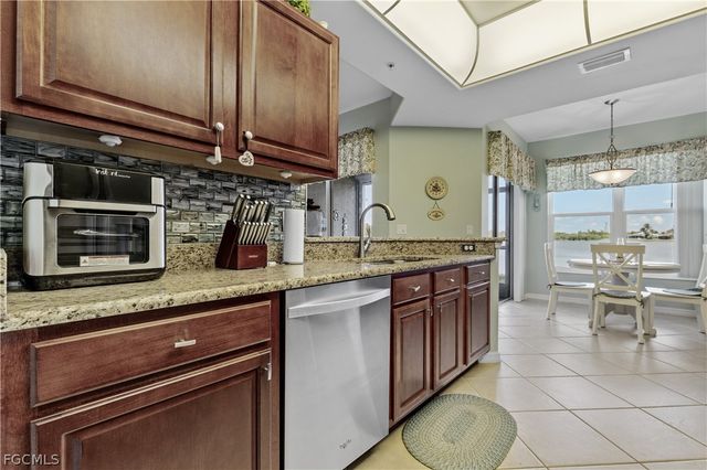 2623 Somerville LOOP 506, Cape Coral, FL 33991