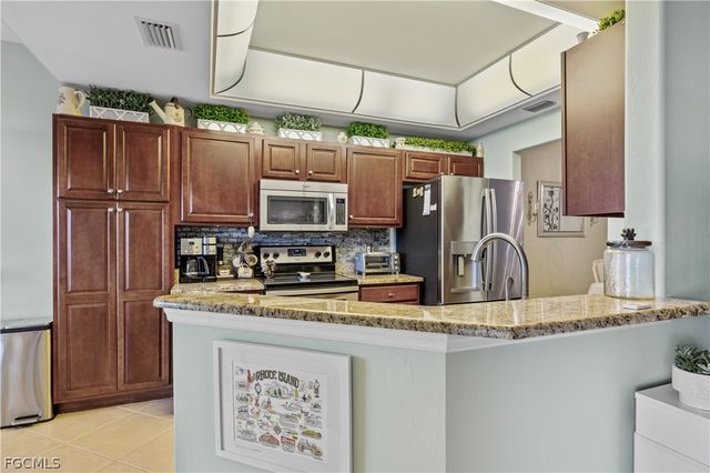 2623 Somerville LOOP 506, Cape Coral, FL 33991