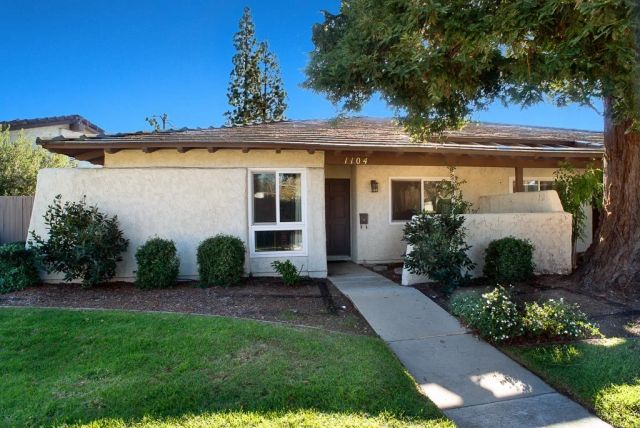 1104 Glenbridge Circle, Westlake Village, CA 91361