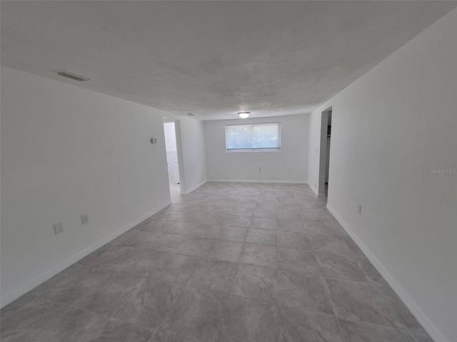 27 E LEMON STREET, Beverly Hills, FL 34465