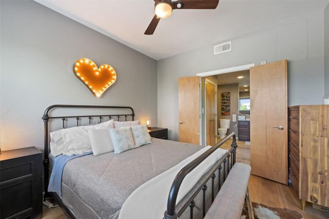 1600 Barton Springs RD 1406, Austin, TX 78704