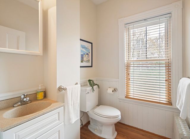 48 Hawthorn Street 2, Cambridge, MA 02138