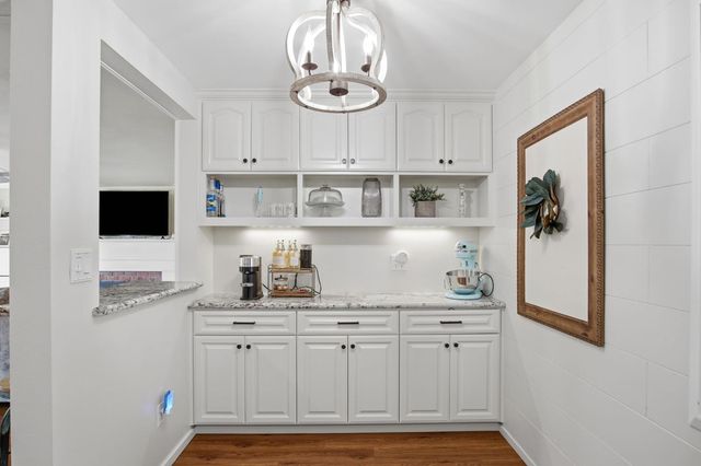 319 Norwegian Ave, Modesto, CA 95350