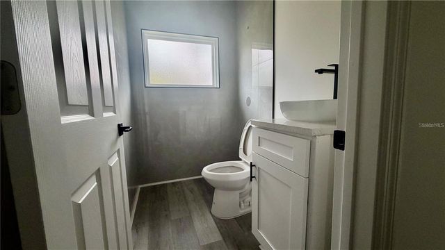 832 E DESOTO STREET, Clermont, FL 34711
