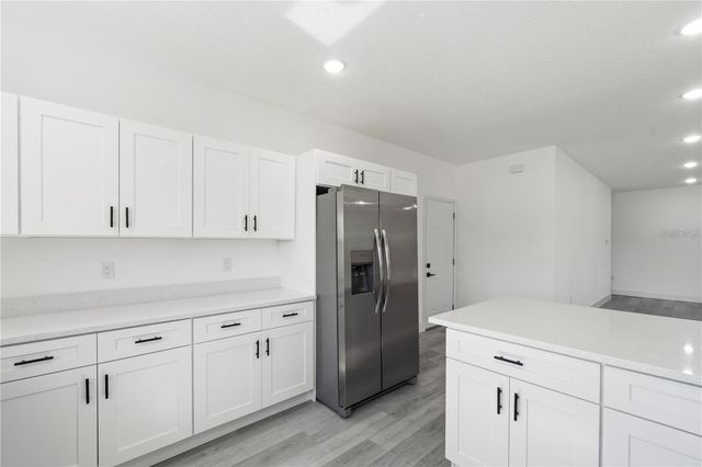 832 E DESOTO STREET, Clermont, FL 34711