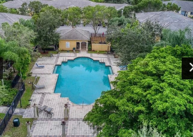 1200 Crestwood Court S 1206, Royal Palm Beach, FL 33411