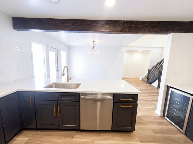 1508 Boone Avenue N, Golden Valley, MN 55427