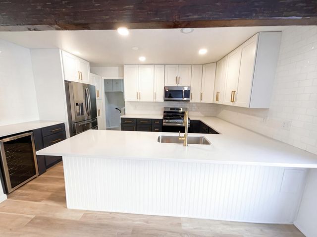 1508 Boone Avenue N, Golden Valley, MN 55427