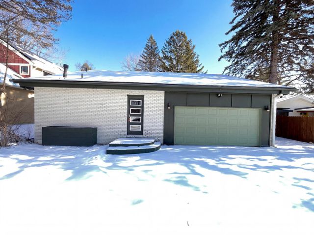 1508 Boone Avenue N, Golden Valley, MN 55427