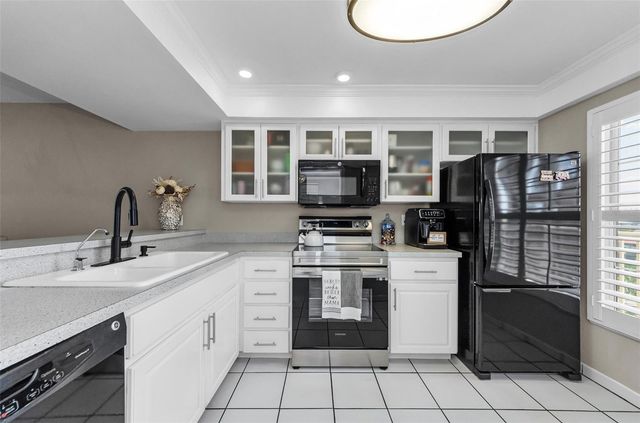 105 ISLAND WAY 146, Clearwater Beach, FL 33767