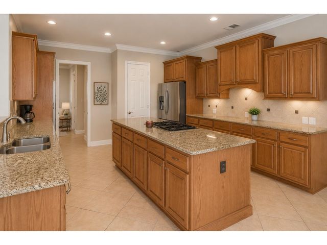 3902 A Lake Hawkins Lane, Richmond, TX 77406