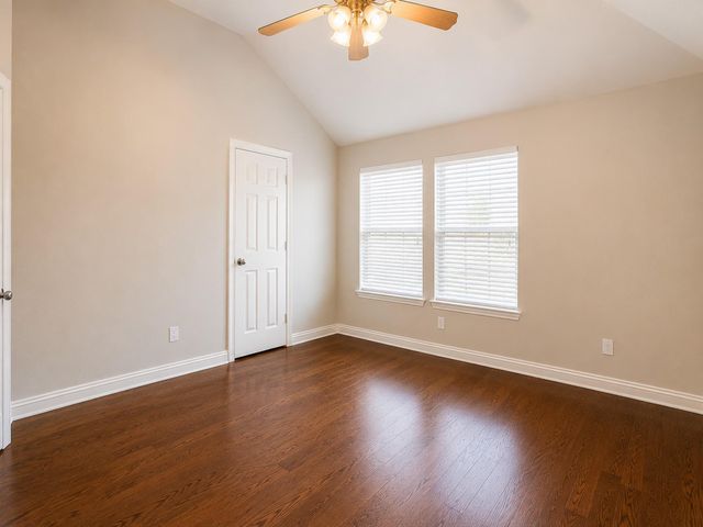 3902 A Lake Hawkins Lane, Richmond, TX 77406