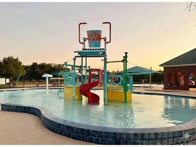 3902 A Lake Hawkins Lane, Richmond, TX 77406