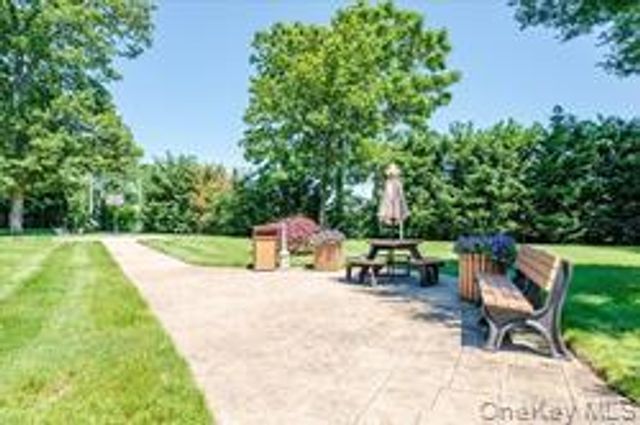 1385 Broadway A33, Hewlett, NY 11557