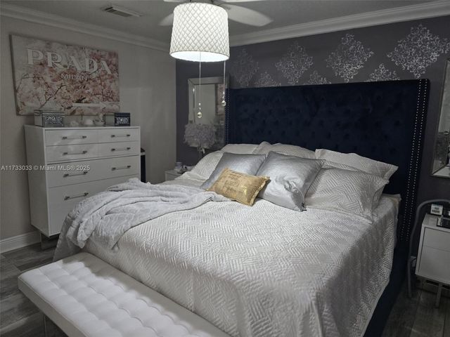 15201 SW 177th Ter, Miami, FL 33187