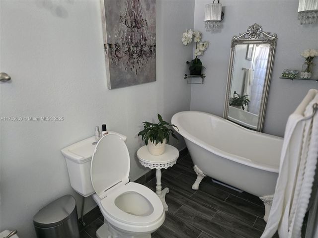 15201 SW 177th Ter, Miami, FL 33187