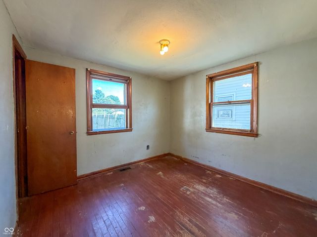 2826 Walton Street, Anderson, IN 46016
