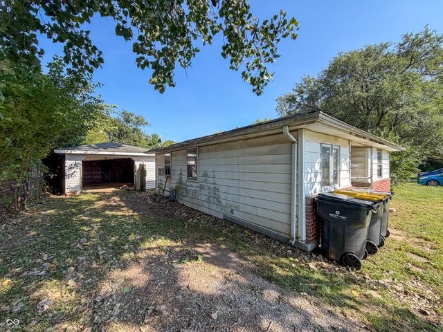 2826 Walton Street, Anderson, IN 46016