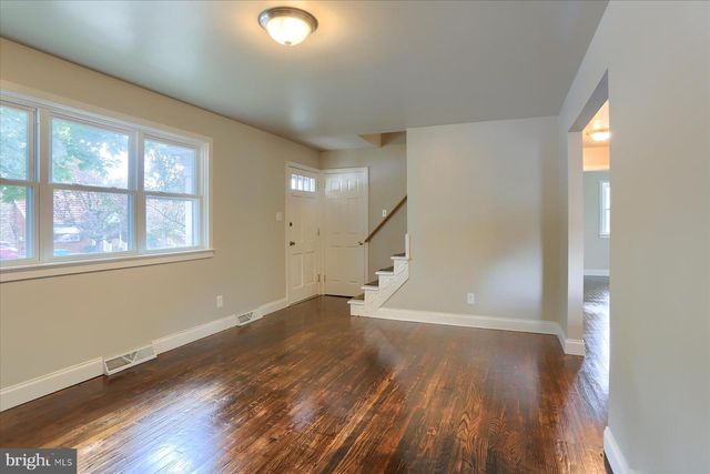 36 STATE DR, Harrisburg, PA 17112