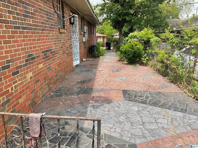 101 60TH STREET, Fairfield, AL 35064