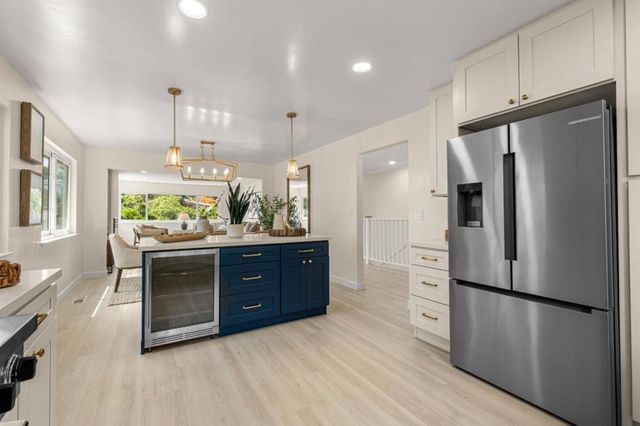 2007 Arbor Avenue, Belmont, CA 94002