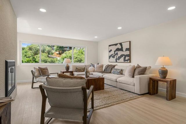 2007 Arbor Avenue, Belmont, CA 94002