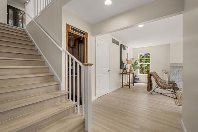 2007 Arbor Avenue, Belmont, CA 94002
