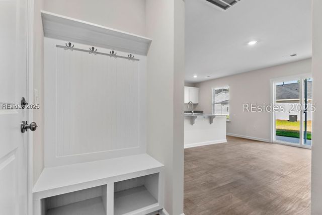 276 Live Oak Rd, Ridgeland, SC 29936