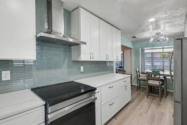 4522 Enchantedgate Drive, Spring, TX 77373