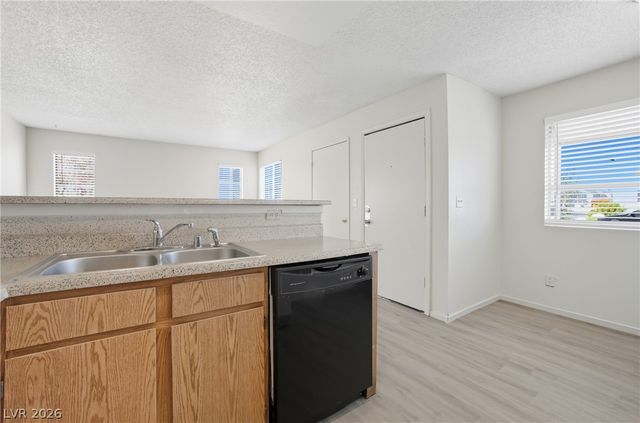 4181 Terrestrial Lane 120, Las Vegas, NV 89115