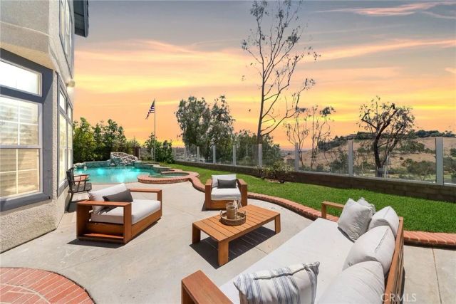 25842 Elderbrook, Laguna Hills, CA 92653
