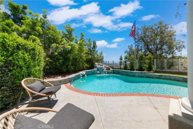 25842 Elderbrook, Laguna Hills, CA 92653