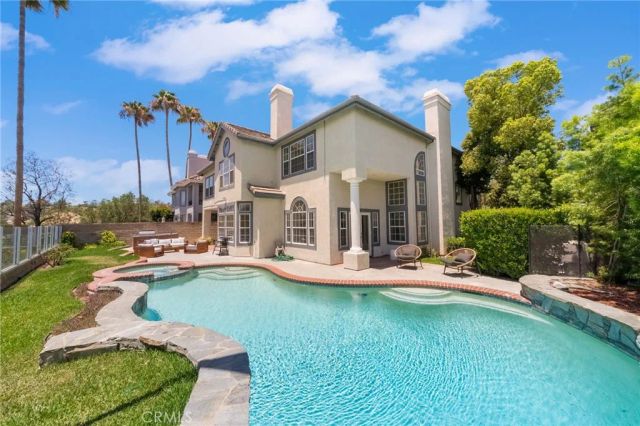 25842 Elderbrook, Laguna Hills, CA 92653