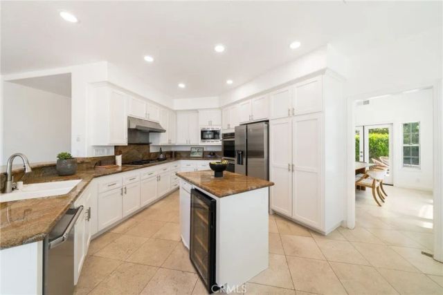25842 Elderbrook, Laguna Hills, CA 92653
