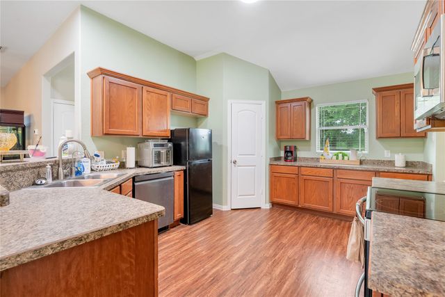190 Emerald Drive, Weatherford, TX 76087