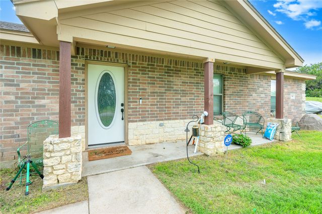 190 Emerald Drive, Weatherford, TX 76087