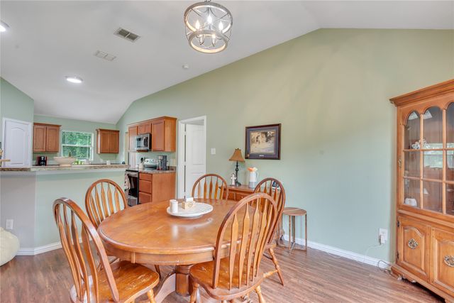 190 Emerald Drive, Weatherford, TX 76087
