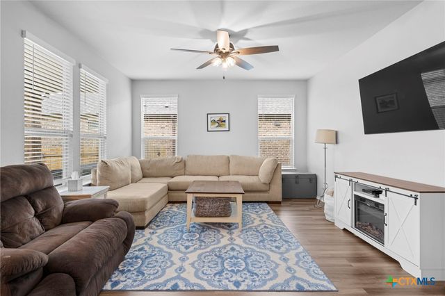 8711 Stonehollow Drive, Temple, TX 76502