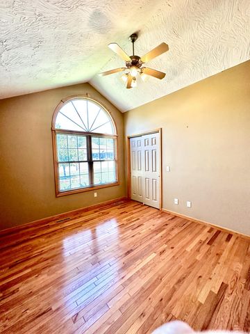 2282 W Camino Alto Street, Springfield, MO 65810