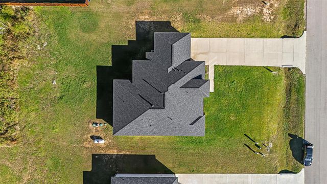 499 Road 6609, Dayton, TX 77535