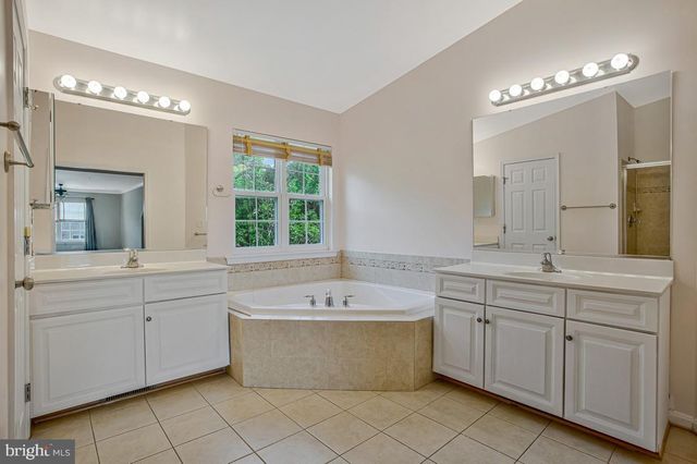 3725 BEDFORD DR, North Beach, MD 20714