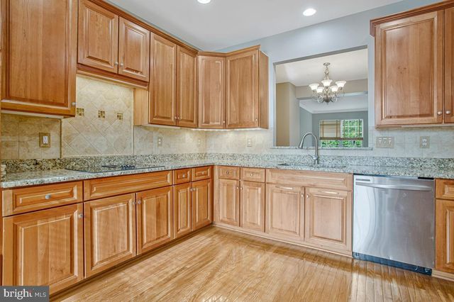 3725 BEDFORD DR, North Beach, MD 20714